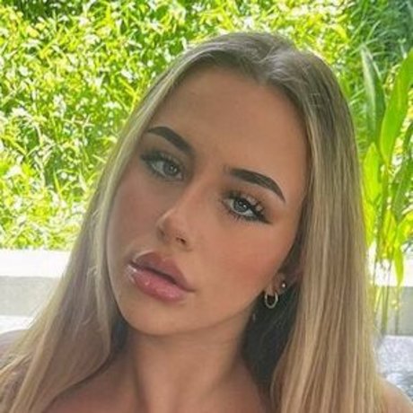 Nacktes geleaktes OnlyFans-Foto von Selina Bond