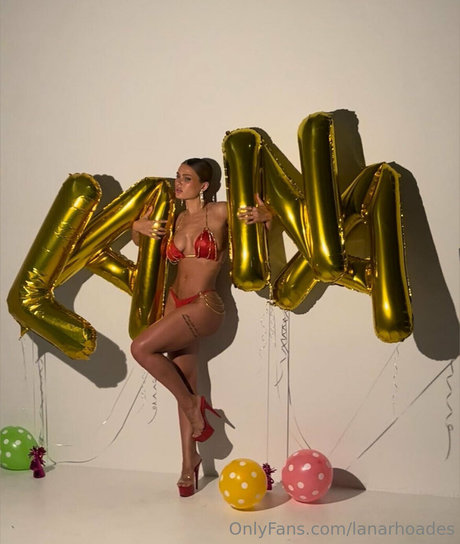 Nacktes geleaktes OnlyFans-Foto von Lanarhoades