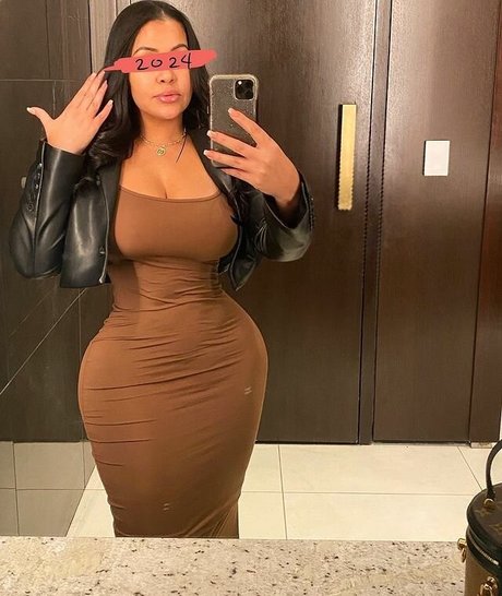 Nacktes geleaktes OnlyFans-Foto von Roxsana Diaz