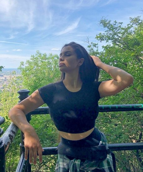 Nacktes geleaktes OnlyFans-Foto von Marisa G