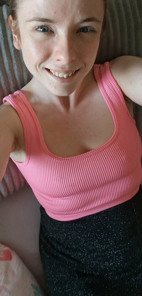 Nacktes geleaktes OnlyFans-Foto von Miaganzprivat