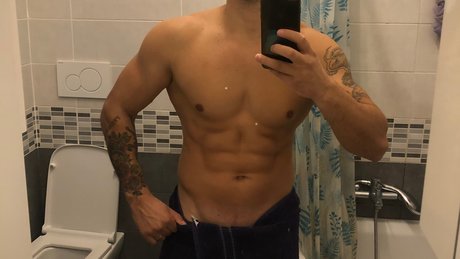 Nacktes geleaktes OnlyFans-Foto von Andy
