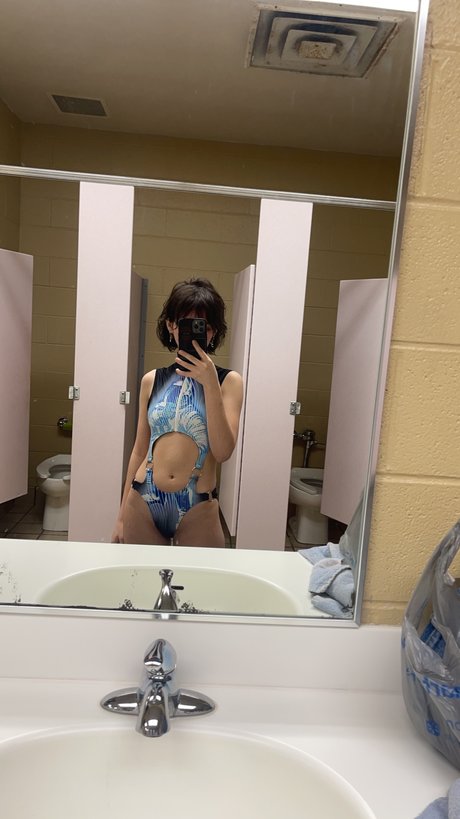 Nacktes geleaktes OnlyFans-Foto von Robin