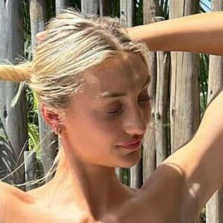 Nacktes geleaktes OnlyFans-Foto von Cameron Brink