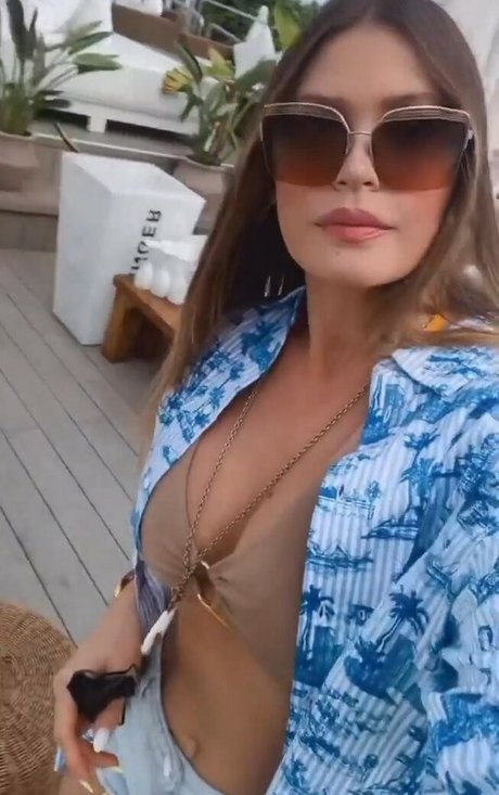 Nacktes geleaktes OnlyFans-Foto von Ella Anastasiou