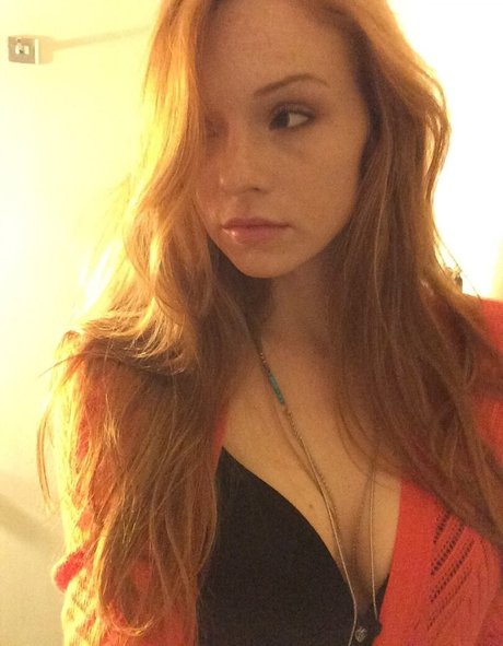 Nacktes geleaktes OnlyFans-Foto von Emmmxc
