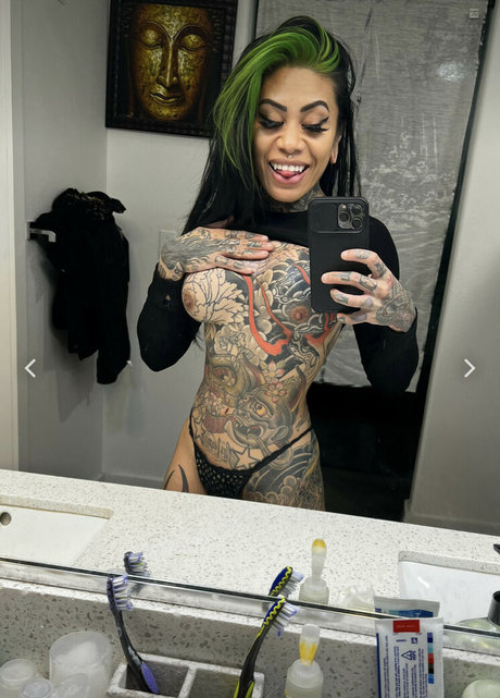 Nacktes geleaktes OnlyFans-Foto von Infamousjoannah