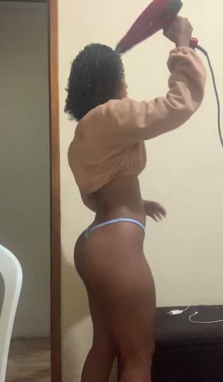 Nacktes geleaktes OnlyFans-Foto von Evelyn Silva