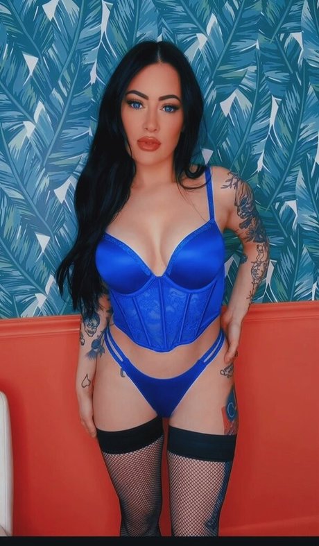 Alexstitchins