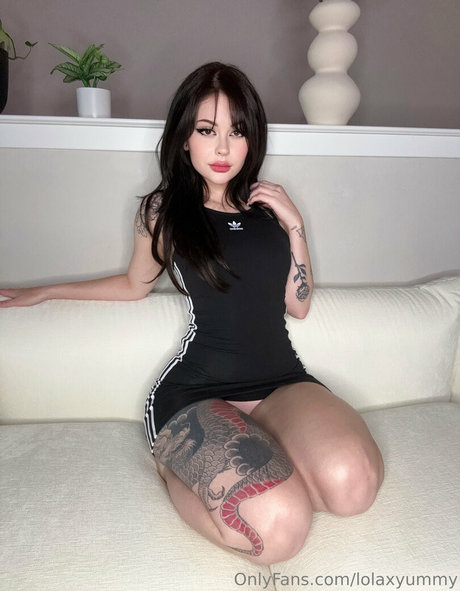 Nacktes geleaktes OnlyFans-Foto von Lolaknivesxz