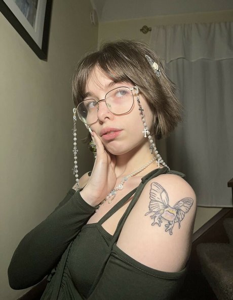 Nacktes geleaktes OnlyFans-Foto von Princessemmagrace