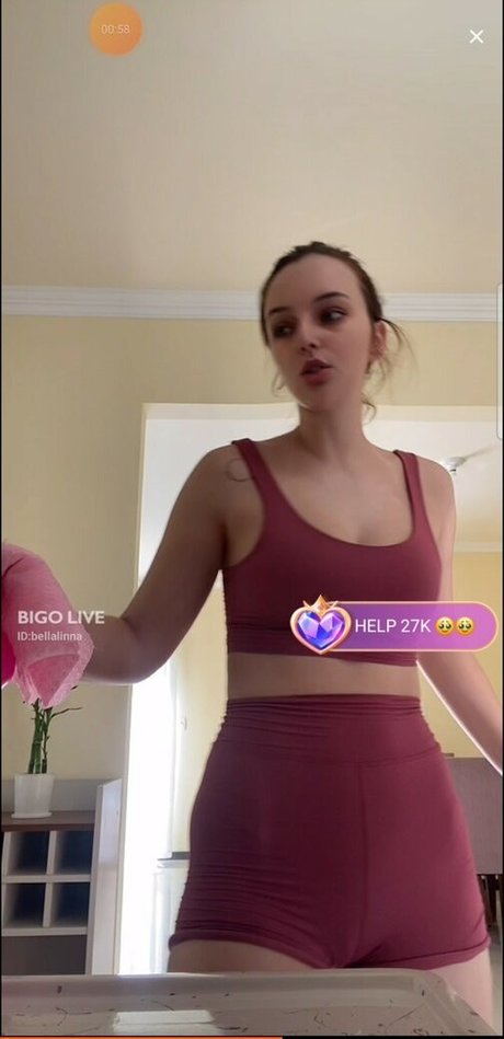 Nacktes geleaktes OnlyFans-Foto von Bellalinna