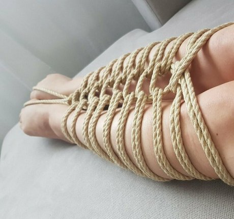 Nacktes geleaktes OnlyFans-Foto von Myatension
