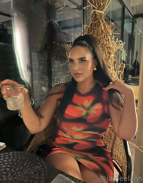 Nacktes geleaktes OnlyFans-Foto von Jameelahh