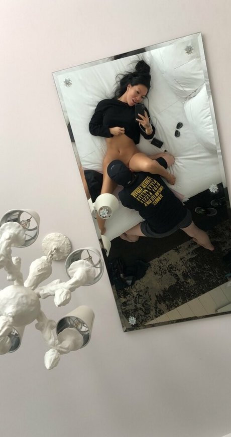 Nacktes geleaktes OnlyFans-Foto von Asaakirafree