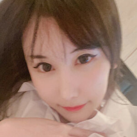 Nacktes geleaktes OnlyFans-Foto von Yukine