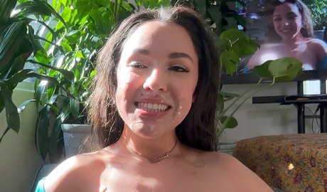 Nacktes geleaktes OnlyFans-Foto von Selena Ivy