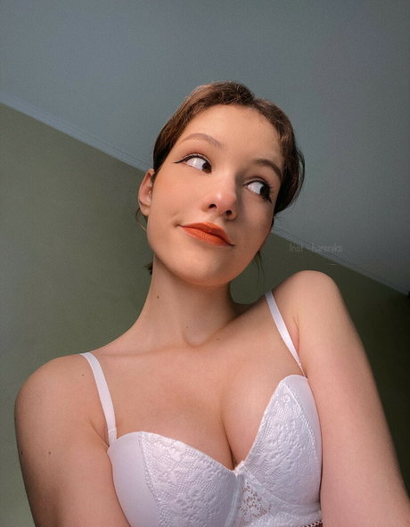 Nacktes geleaktes OnlyFans-Foto von Hareniks