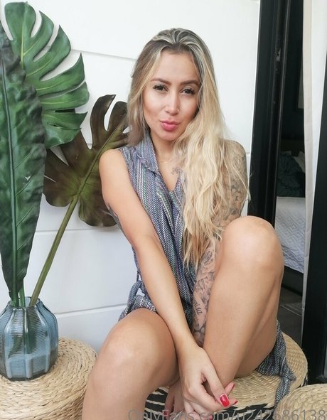 Nacktes geleaktes OnlyFans-Foto von Aliciaray