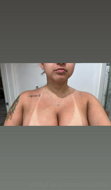 Nacktes geleaktes OnlyFans-Foto von Ask4iris