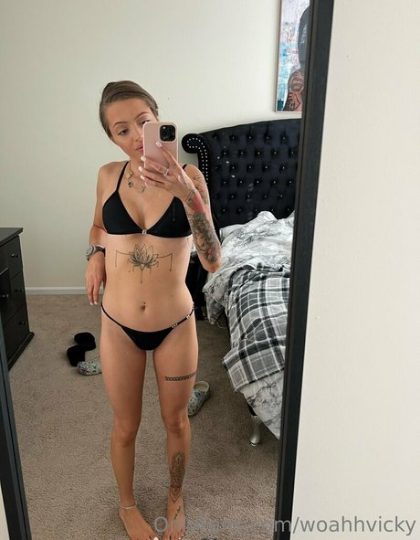 Nacktes geleaktes OnlyFans-Foto von Woah Vicky