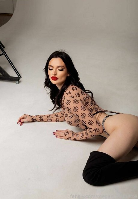 Meganbrunette