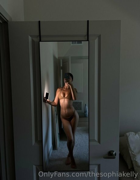 Nacktes geleaktes OnlyFans-Foto von Thesophiakelly