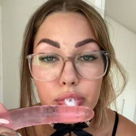 Nacktes geleaktes OnlyFans-Foto von Shaiden Rogue