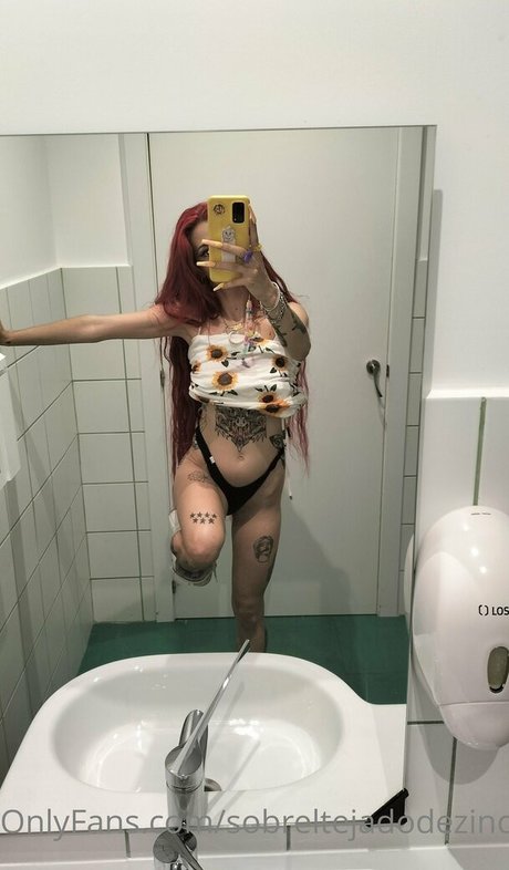 Nacktes geleaktes OnlyFans-Foto von Sallybrat