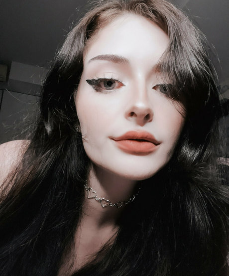 Yosadthiccgirl