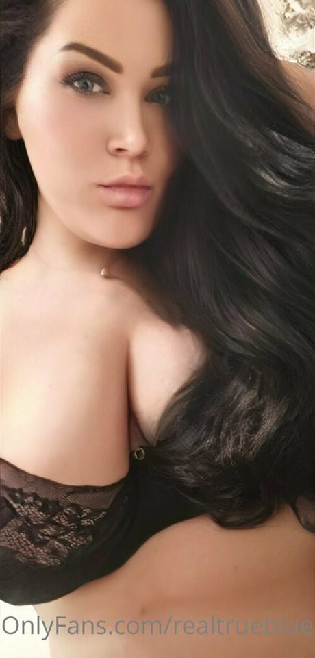 Nacktes geleaktes OnlyFans-Foto von Truestellablue