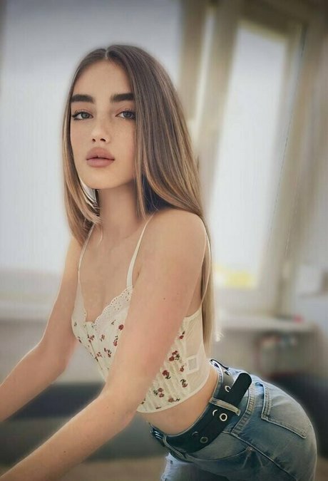 Nacktes geleaktes OnlyFans-Foto von Isabelaevans