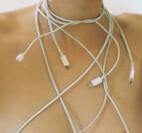 Nacktes geleaktes OnlyFans-Foto von Bridget Gao Hollitt