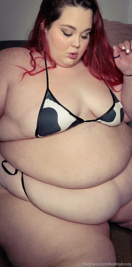 Nacktes geleaktes OnlyFans-Foto von Bubblybooty