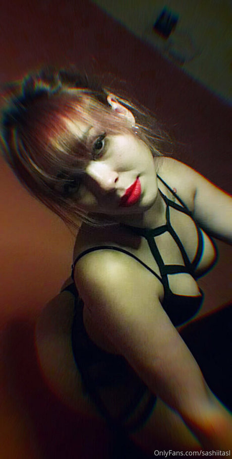 Nacktes geleaktes OnlyFans-Foto von Sashiitasl