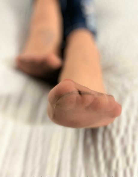 Nacktes geleaktes OnlyFans-Foto von Mistresscherry81