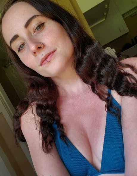 Nacktes geleaktes OnlyFans-Foto von Lynnmyrafree