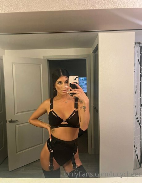 Nacktes geleaktes OnlyFans-Foto von Lucymomma