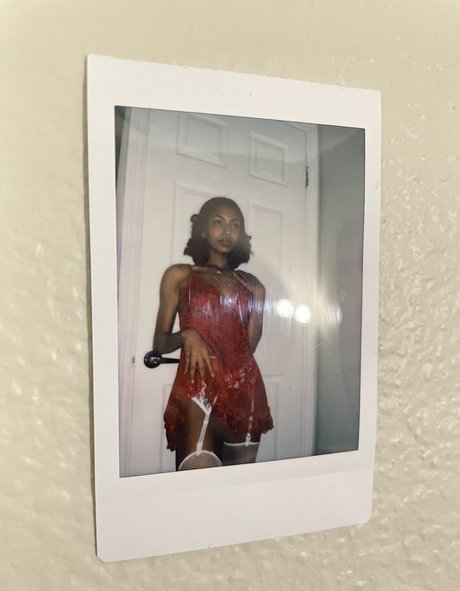 Nacktes geleaktes OnlyFans-Foto von Officialanaiis