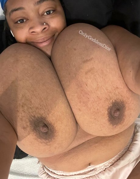Nacktes geleaktes OnlyFans-Foto von Goddessdior