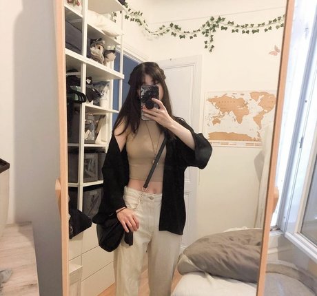 Nacktes geleaktes OnlyFans-Foto von Pathreacts
