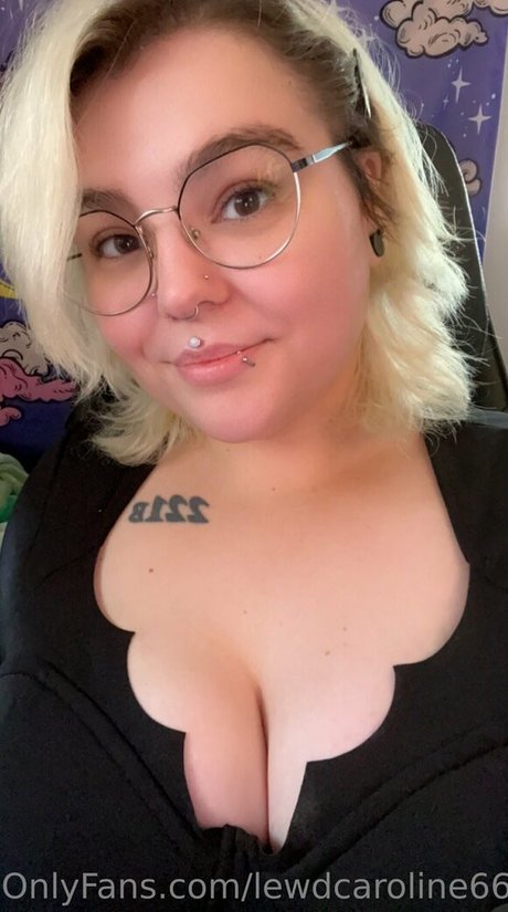 Nacktes geleaktes OnlyFans-Foto von Bugpussy666