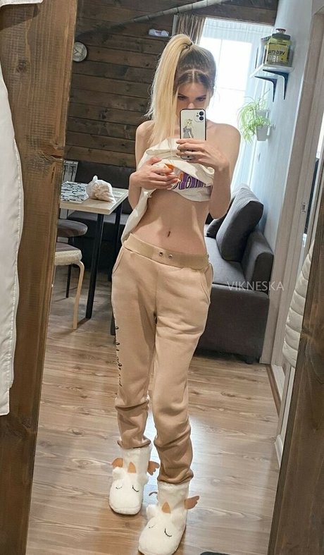 Nacktes geleaktes OnlyFans-Foto von Vikneska