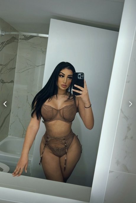 Nacktes geleaktes OnlyFans-Foto von Spicy Mimi