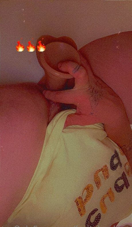 Nacktes geleaktes OnlyFans-Foto von Fruityboobies