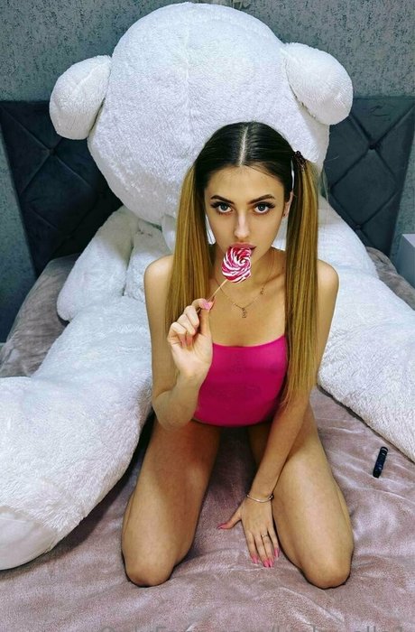 Kinkyella1