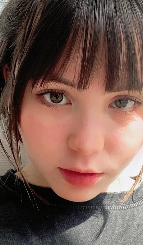 Nacktes geleaktes OnlyFans-Foto von Asmr Bluekatie