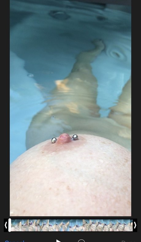 Nacktes geleaktes OnlyFans-Foto von Itsmekelli