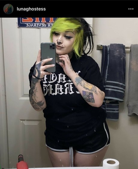 Nacktes geleaktes OnlyFans-Foto von Lunaghostess