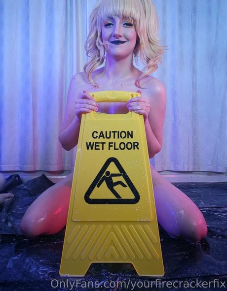 Nacktes geleaktes OnlyFans-Foto von Yourfirecrackerfix
